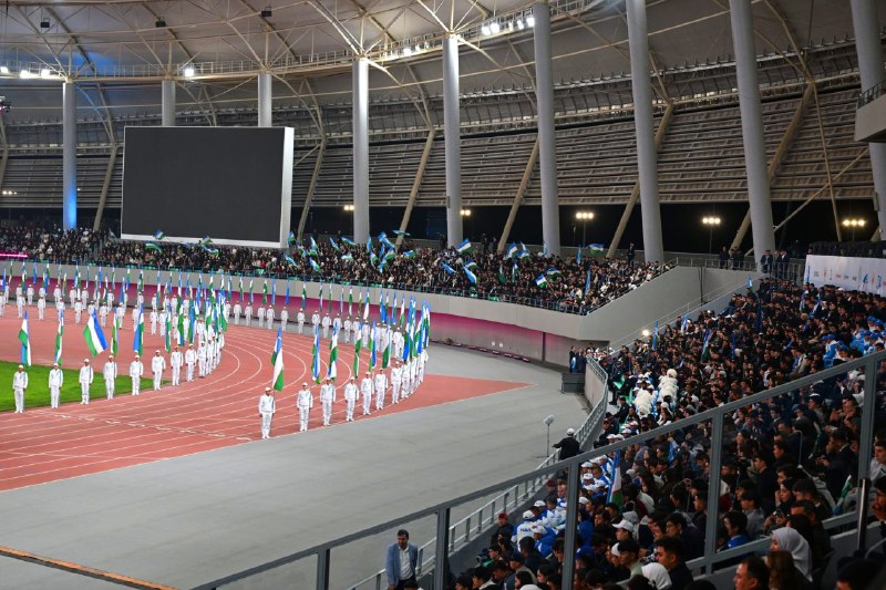Davlatimiz rahbari Olimpiya shaharchasida Prezident Olimpiadasining tantanali ochilish marosimida ishtirok etdi (https://president.uz/oz/lists/view/9786). 4