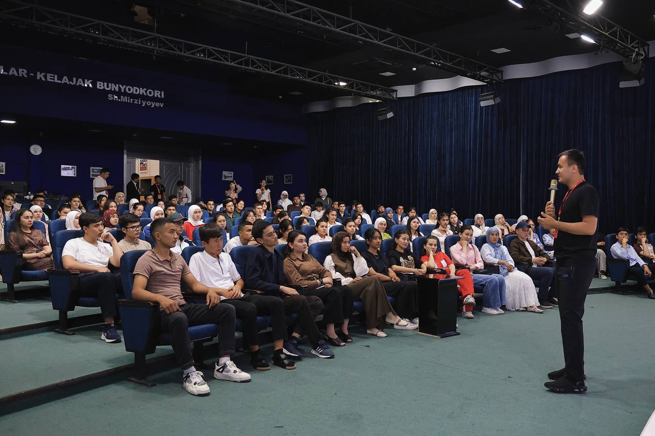 😊 Kitobxonlik targ’iboti yangi bosqichda: “Mutolaa elchilari” oromgohiga start berildi! 2